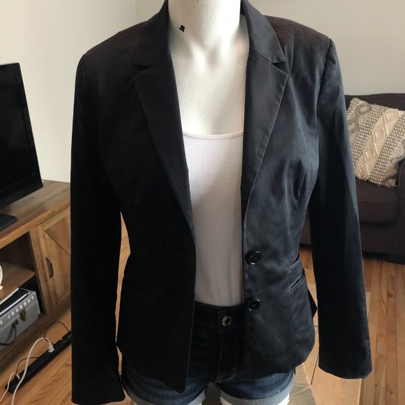 H&M Used Black Blazer - Picture 6 of 9